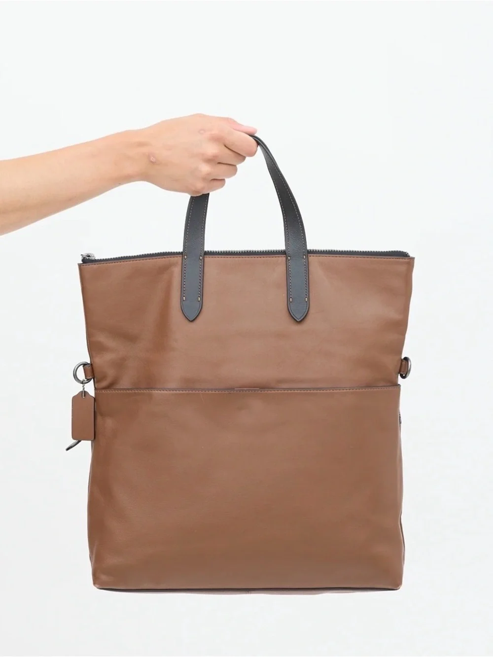 Coach Graham Brown Leather Laptop Messenger Bag Tote with Black Handles Strap.